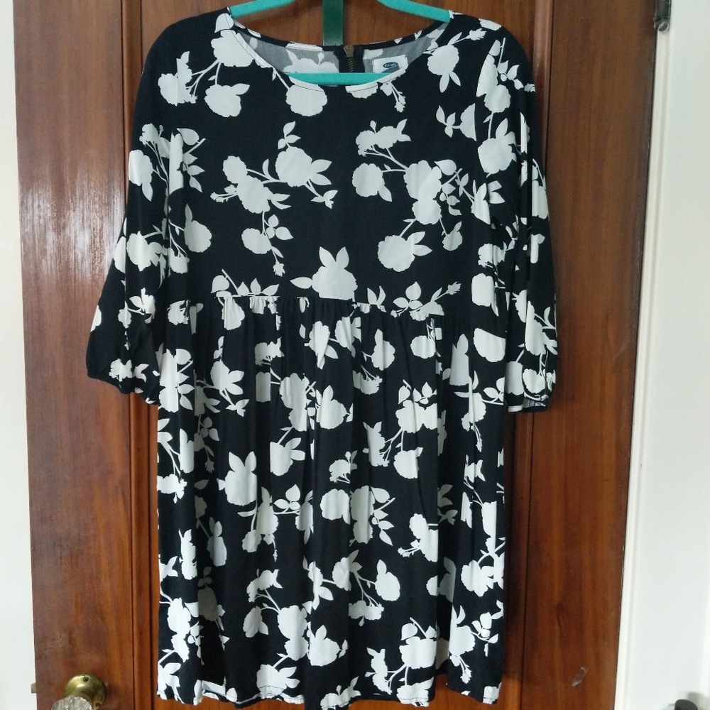 Old Navy dress